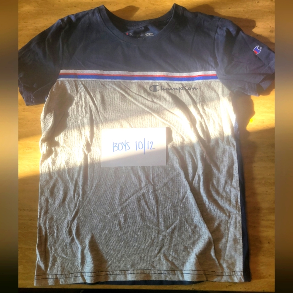Champion brand boys medium tee